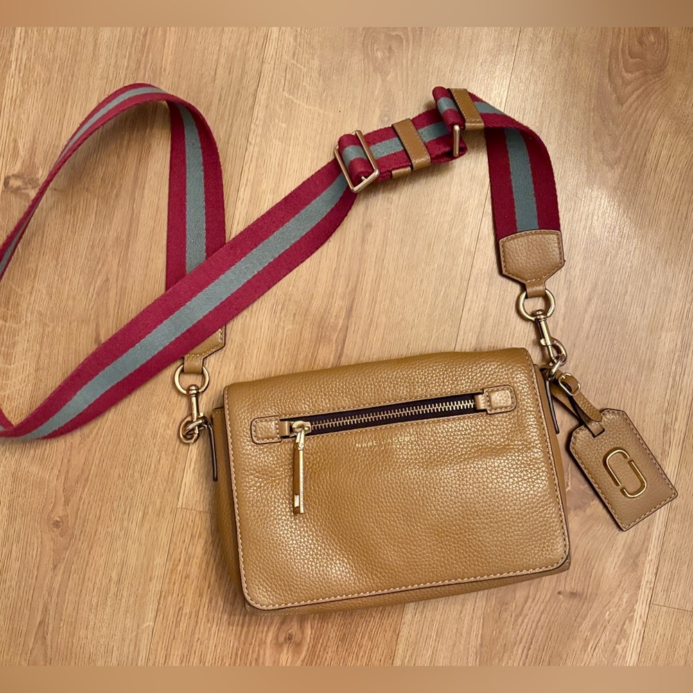 MARC JACOBS | Gotham Leather Caramel Crossbody Adjustable Strap Purse Bag